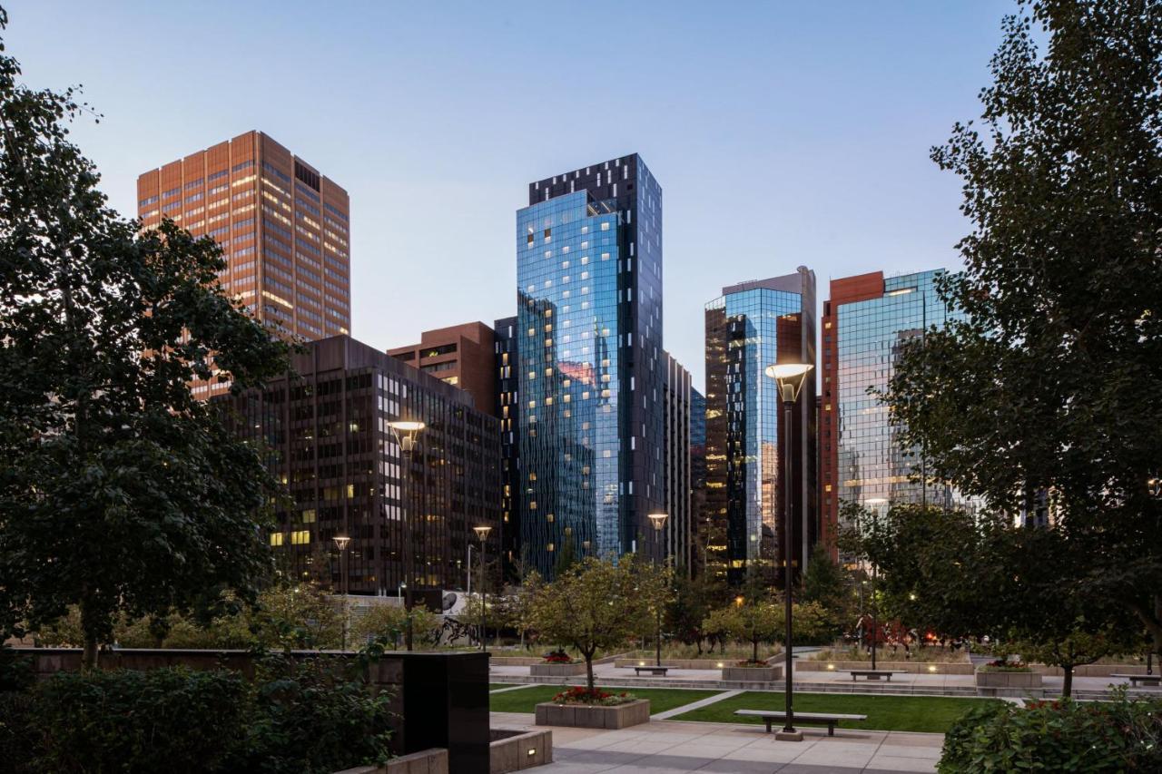 Hotel Courtyard By Marriott Calgary Downtown Exterior foto
